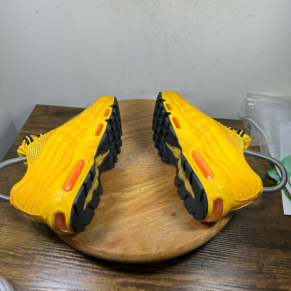 Nike Air Max 95 NYC Taxi Yellow Black Womens Size 5.5 DH0147-700 - Picture 5 of 8